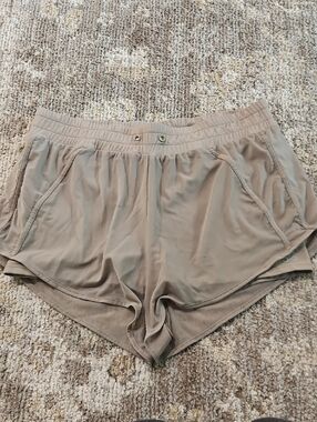 Alo Yoga Running Shorts